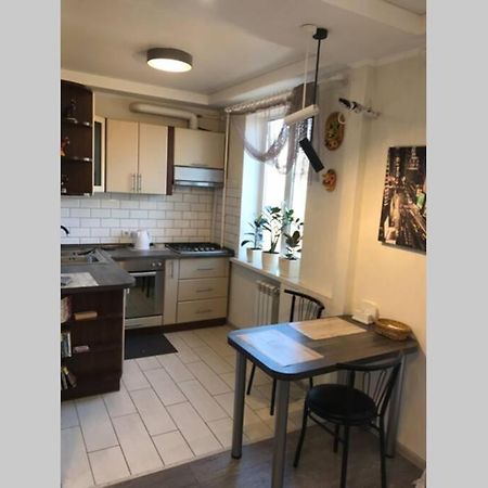 2 К. Квартира Kiev Ngoại thất bức ảnh